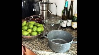 Pickling green baby mangoes ជ្រកស្វាយខ្ចី [upl. by Alamac]