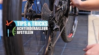 Achterderailleur afstellen hoe werkt dat [upl. by Anihpled]